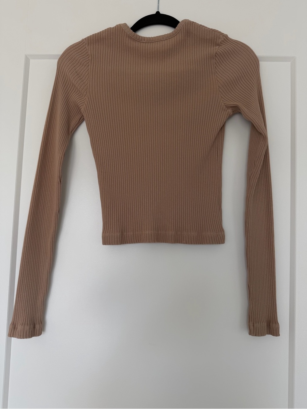Agolde Ribbed Long-Sleeve Crewneck Top in Beige - Picture 3 of 4